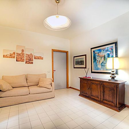 Alfio'S Apartment In Сиена Экстерьер фото