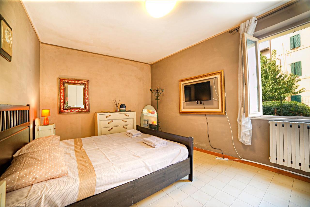 Alfio'S Apartment In Сиена Экстерьер фото